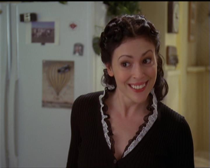 Charmed-Online-dot-517LuckyCharmed0399.jpg