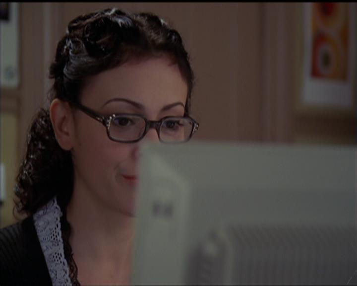Charmed-Online-dot-517LuckyCharmed0534.jpg