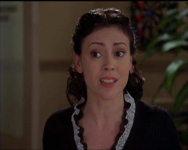Charmed-Online-dot-517LuckyCharmed0595.jpg