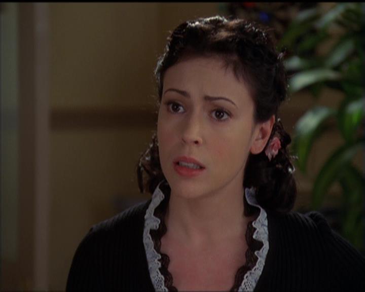 Charmed-Online-dot-517LuckyCharmed0636.jpg