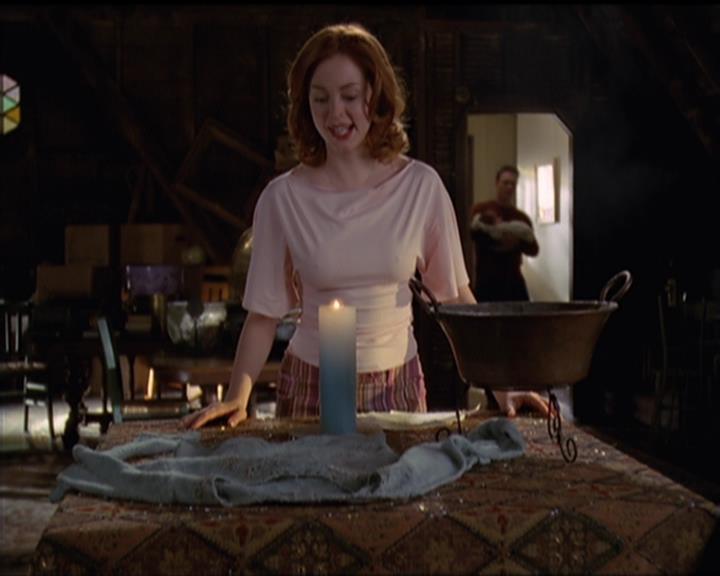 Charmed-Online-dot-517LuckyCharmed0731.jpg
