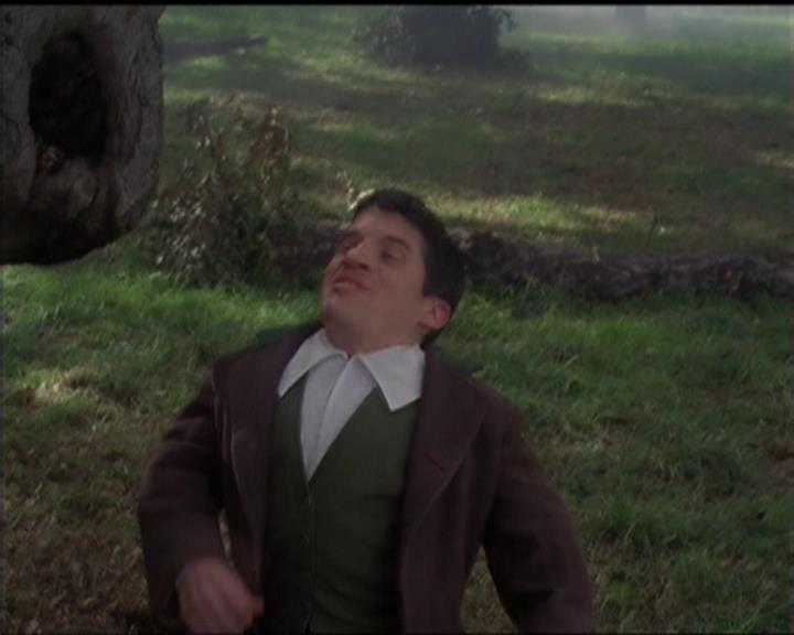 Charmed-Online-dot-517LuckyCharmed0826.jpg Charmed-Online-dot-517LuckyCharmed0826.jpg