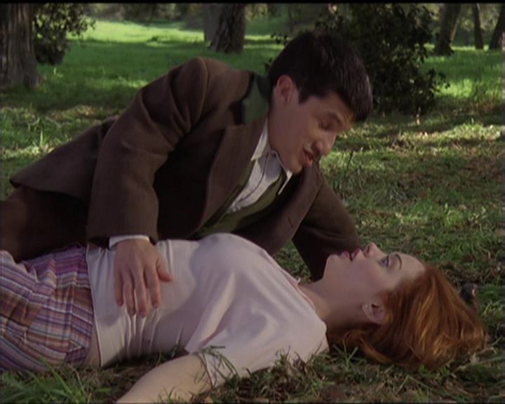 Charmed-Online-dot-517LuckyCharmed0864.jpg