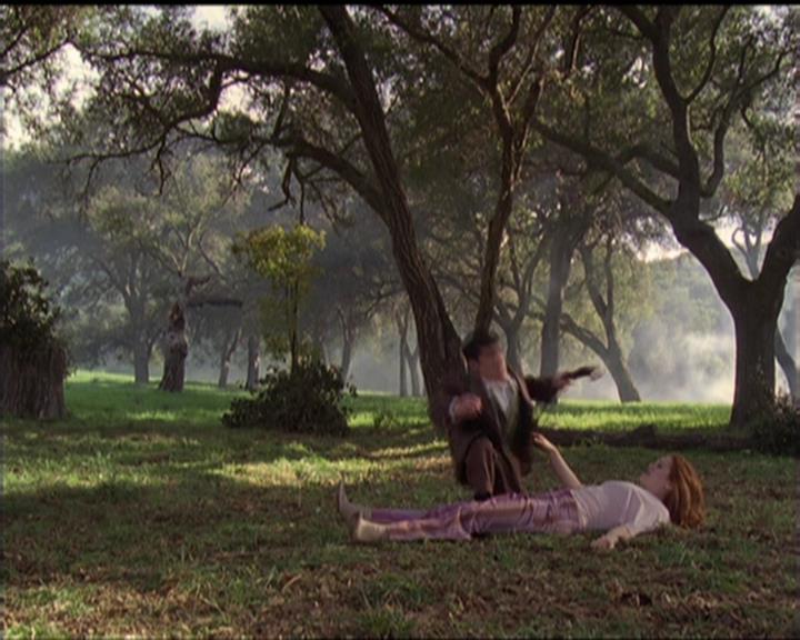 Charmed-Online-dot-517LuckyCharmed0870.jpg