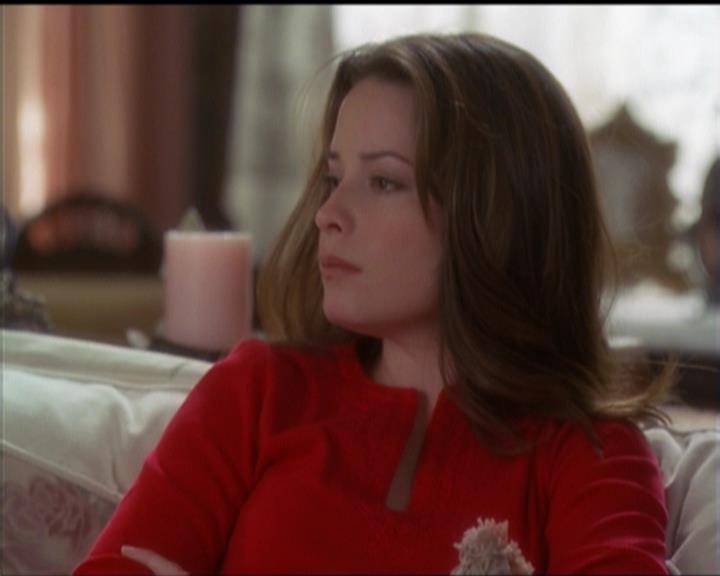 Charmed-Online-dot-517LuckyCharmed0907.jpg