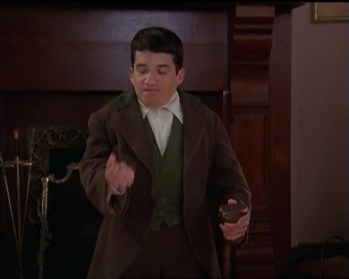 Charmed-Online-dot-517LuckyCharmed0910.jpg