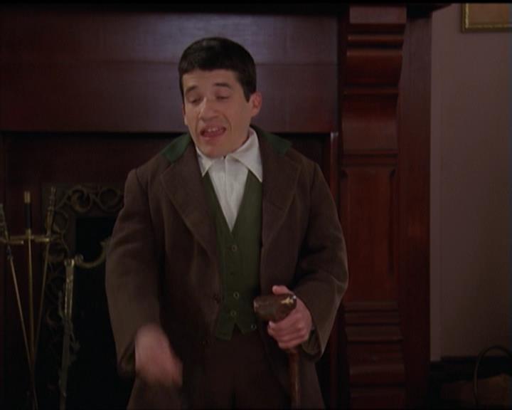 Charmed-Online-dot-517LuckyCharmed0920.jpg