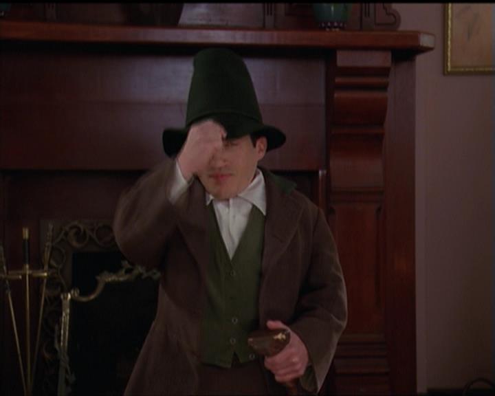 Charmed-Online-dot-517LuckyCharmed0922.jpg