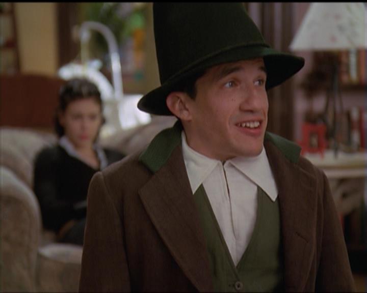 Charmed-Online-dot-517LuckyCharmed0949.jpg Charmed-Online-dot-517LuckyCharmed0949.jpg