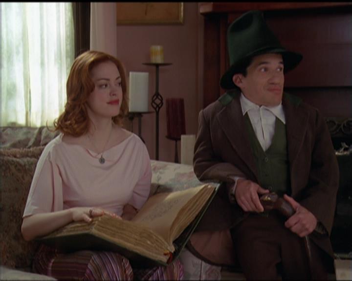 Charmed-Online-dot-517LuckyCharmed0995.jpg