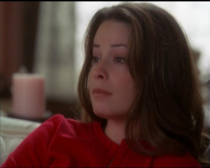 Charmed-Online-dot-517LuckyCharmed1001.jpg