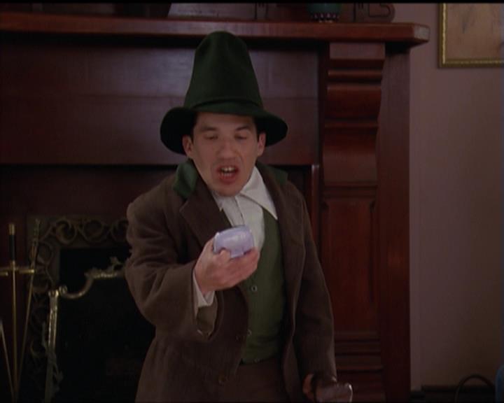 Charmed-Online-dot-517LuckyCharmed1013.jpg