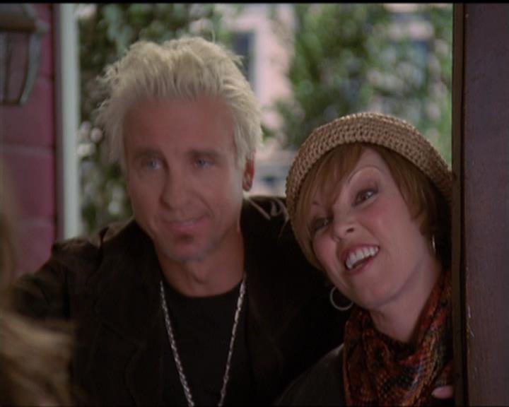 Charmed-Online-dot-517LuckyCharmed1061.jpg