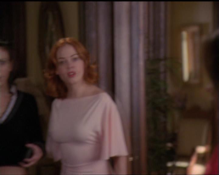 Charmed-Online-dot-517LuckyCharmed1064.jpg