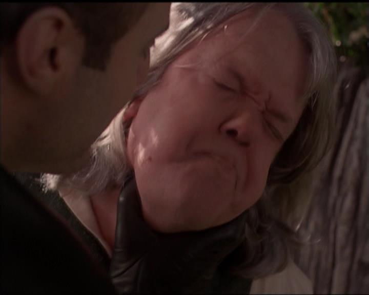 Charmed-Online-dot-517LuckyCharmed1103.jpg Charmed-Online-dot-517LuckyCharmed1103.jpg