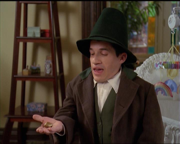 Charmed-Online-dot-517LuckyCharmed1221.jpg