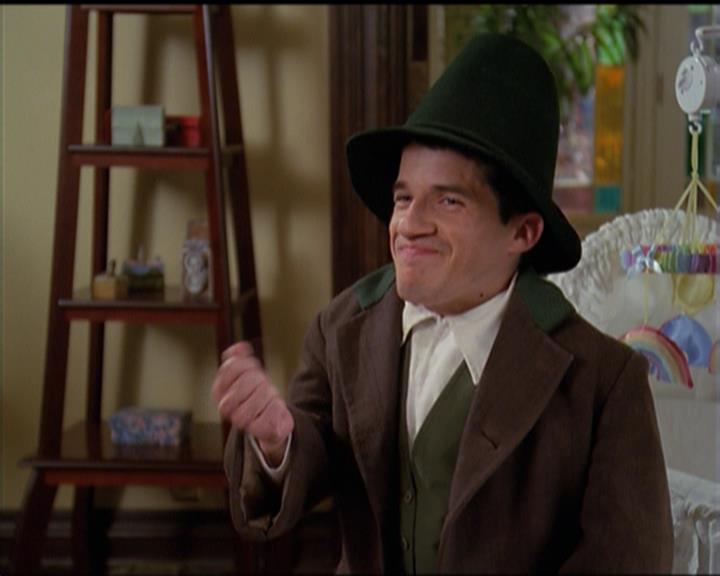 Charmed-Online-dot-517LuckyCharmed1228.jpg
