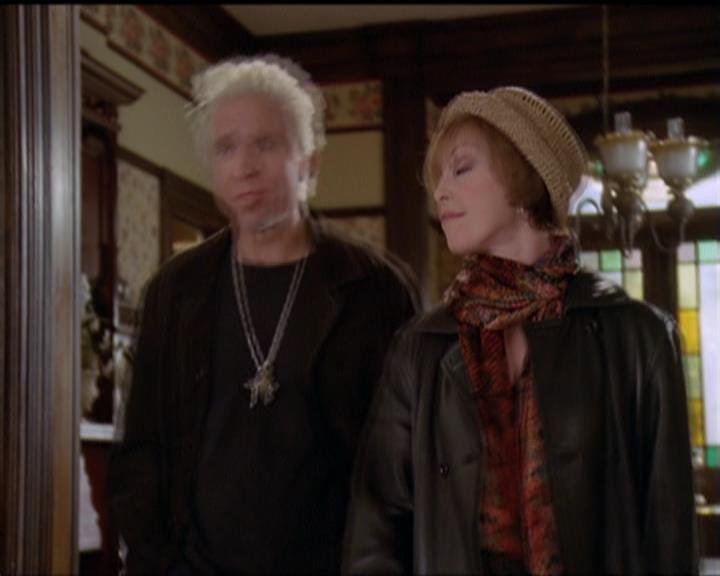 Charmed-Online-dot-517LuckyCharmed1299.jpg