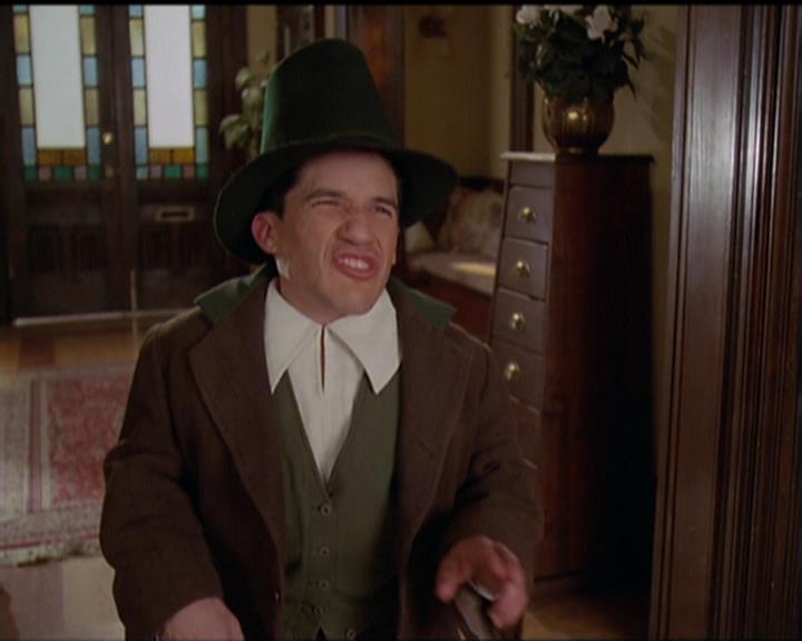 Charmed-Online-dot-517LuckyCharmed1305.jpg