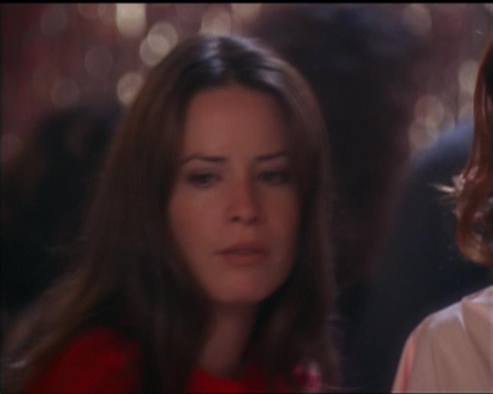 Charmed-Online-dot-517LuckyCharmed1402.jpg