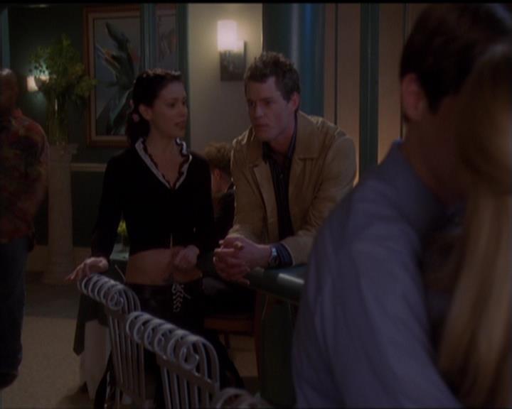Charmed-Online-dot-517LuckyCharmed1435.jpg