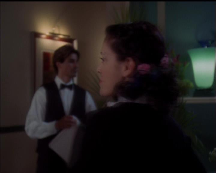 Charmed-Online-dot-517LuckyCharmed1520.jpg Charmed-Online-dot-517LuckyCharmed1520.jpg