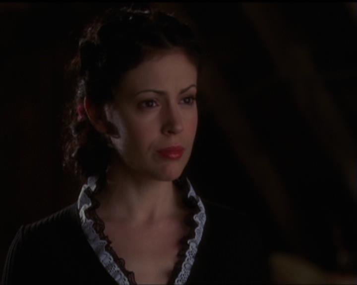 Charmed-Online-dot-517LuckyCharmed1564.jpg