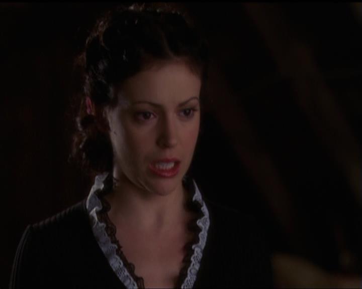 Charmed-Online-dot-517LuckyCharmed1579.jpg