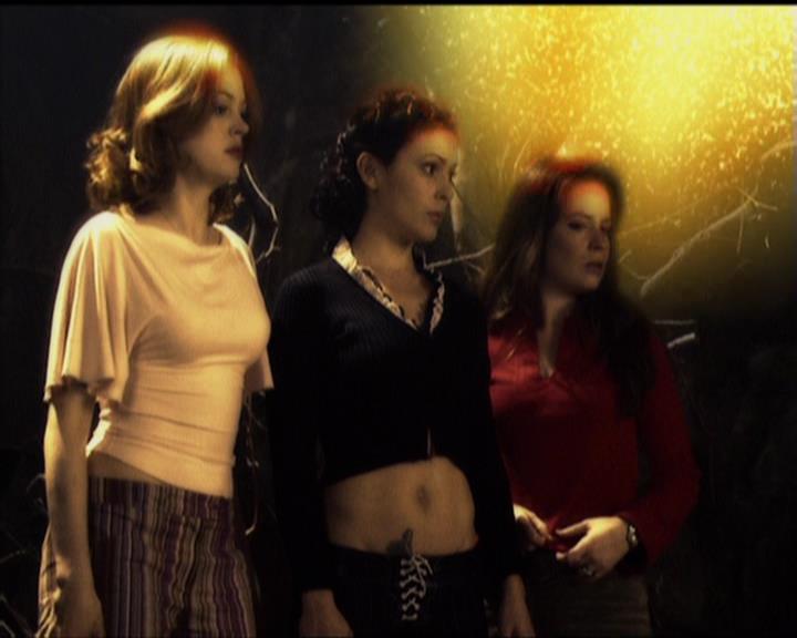 Charmed-Online-dot-517LuckyCharmed1605.jpg