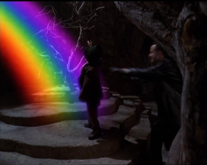 Charmed-Online-dot-517LuckyCharmed1621.jpg Charmed-Online-dot-517LuckyCharmed1621.jpg