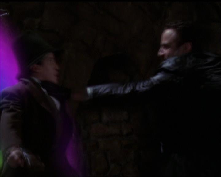 Charmed-Online-dot-517LuckyCharmed1622.jpg Charmed-Online-dot-517LuckyCharmed1622.jpg