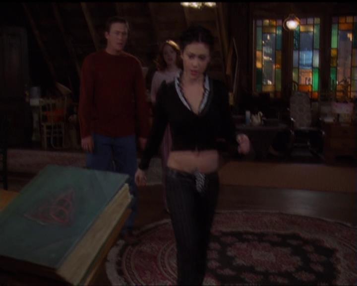Charmed-Online-dot-517LuckyCharmed1648.jpg