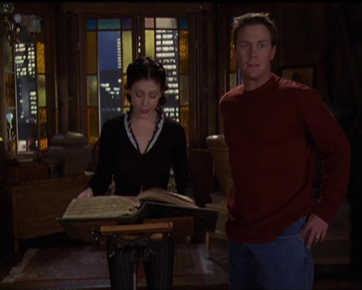 Charmed-Online-dot-517LuckyCharmed1652.jpg
