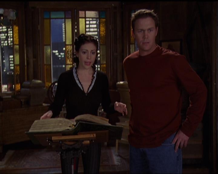 Charmed-Online-dot-517LuckyCharmed1658.jpg