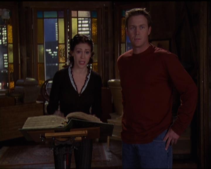 Charmed-Online-dot-517LuckyCharmed1666.jpg