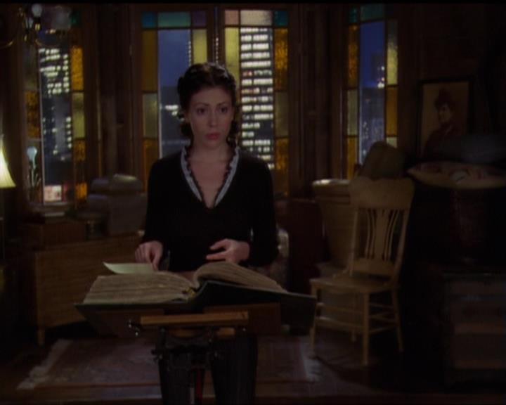 Charmed-Online-dot-517LuckyCharmed1678.jpg