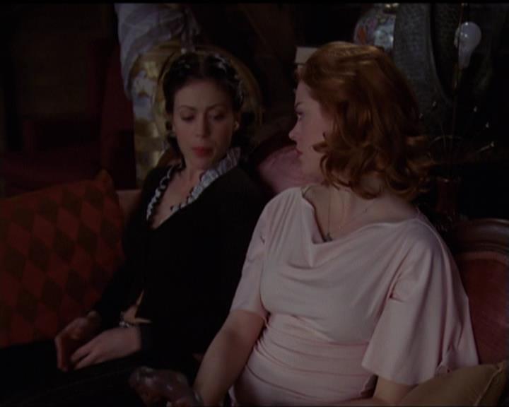 Charmed-Online-dot-517LuckyCharmed1691.jpg