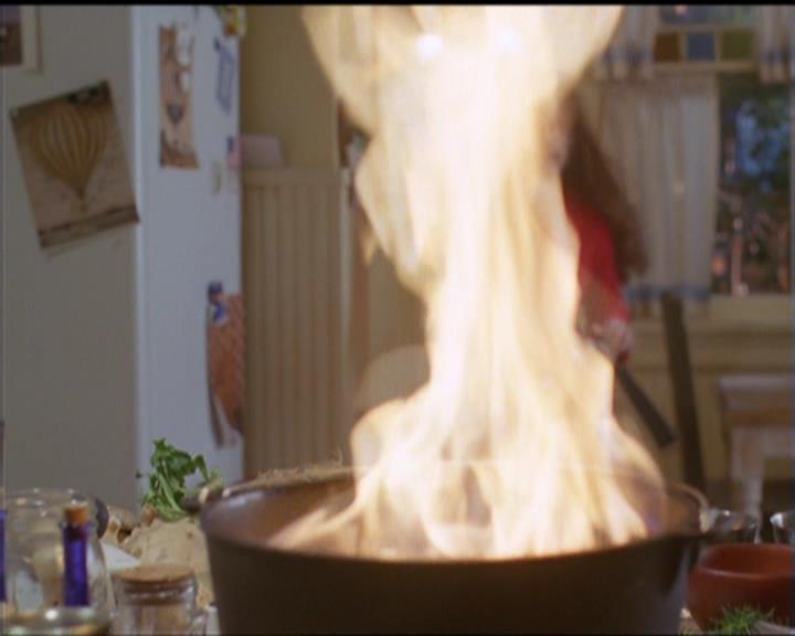 Charmed-Online-dot-517LuckyCharmed1781.jpg Charmed-Online-dot-517LuckyCharmed1781.jpg