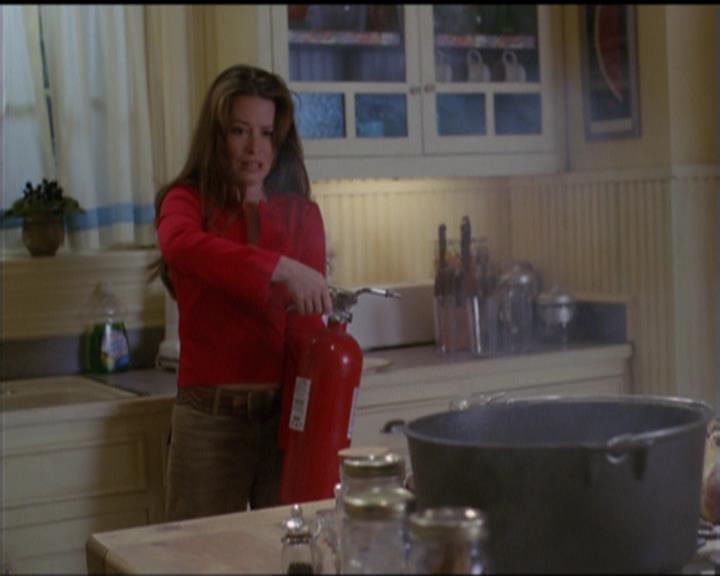 Charmed-Online-dot-517LuckyCharmed1796.jpg