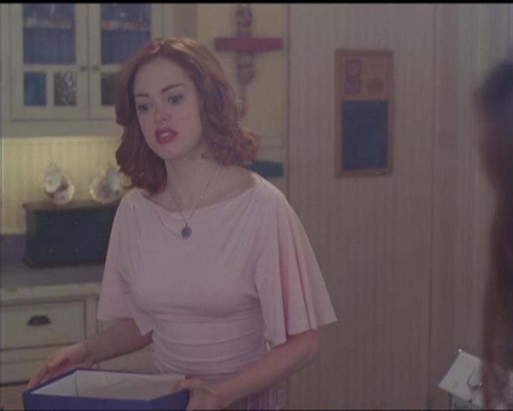 Charmed-Online-dot-517LuckyCharmed1801.jpg