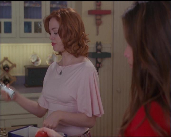 Charmed-Online-dot-517LuckyCharmed1811.jpg