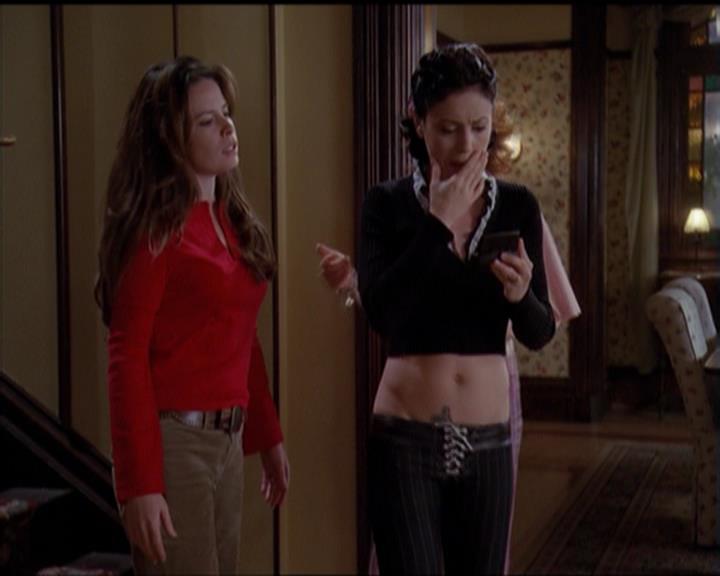 Charmed-Online-dot-517LuckyCharmed1844.jpg