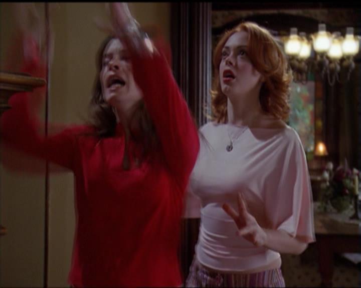 Charmed-Online-dot-517LuckyCharmed1890.jpg