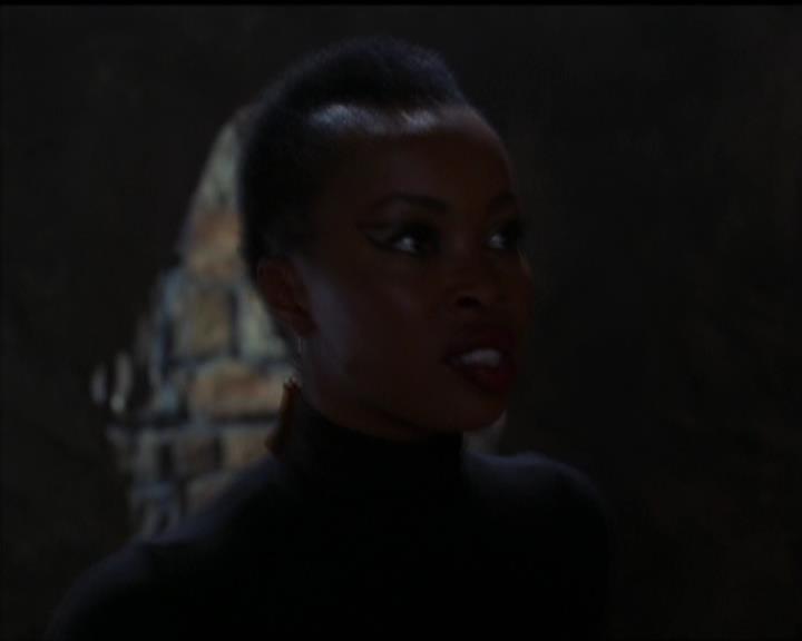 Charmed-Online-dot-517LuckyCharmed1940.jpg