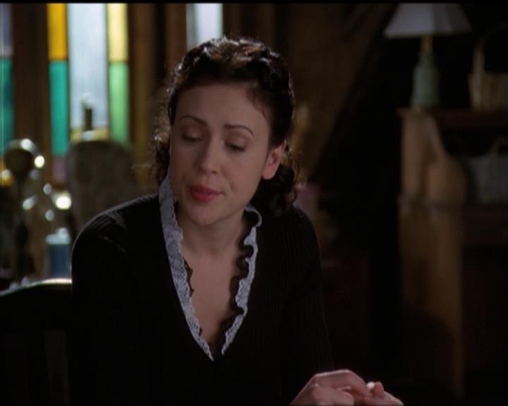 Charmed-Online-dot-517LuckyCharmed1982.jpg Charmed-Online-dot-517LuckyCharmed1982.jpg