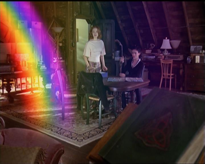 Charmed-Online-dot-517LuckyCharmed2028.jpg