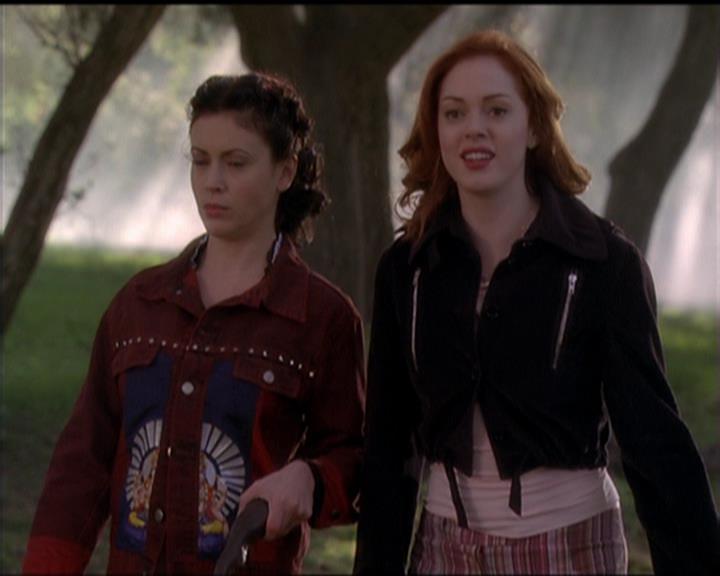 Charmed-Online-dot-517LuckyCharmed2056.jpg