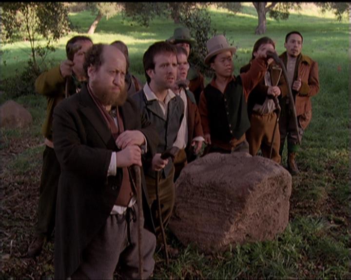 Charmed-Online-dot-517LuckyCharmed2075.jpg Charmed-Online-dot-517LuckyCharmed2075.jpg