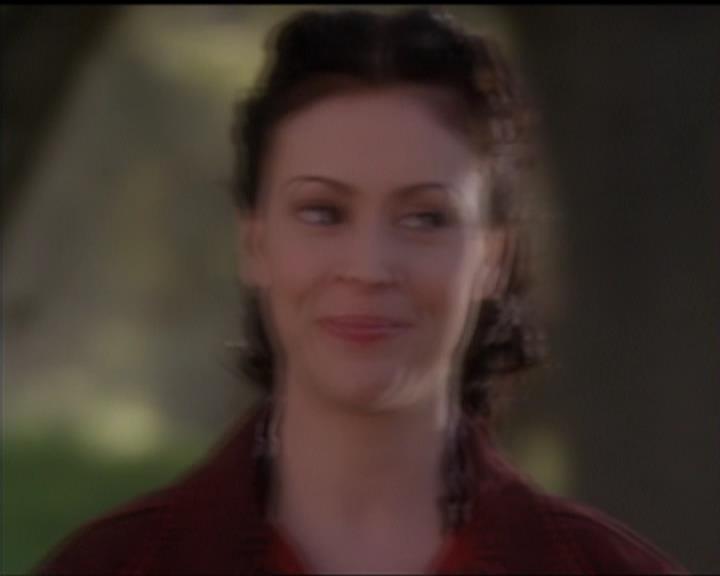 Charmed-Online-dot-517LuckyCharmed2106.jpg