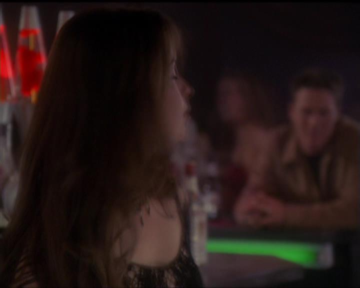 Charmed-Online-dot-517LuckyCharmed2261.jpg
